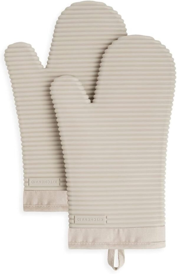 Ribbed Soft Silicone Oven Mitt Set, 7"x13", Milkshake 2 Count